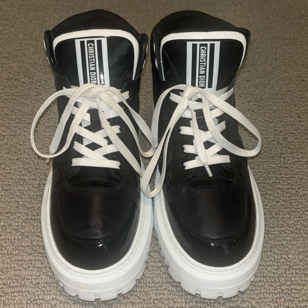 Women shoes